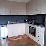 Stone House Apartment *