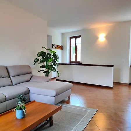 Stone House Solto Collina