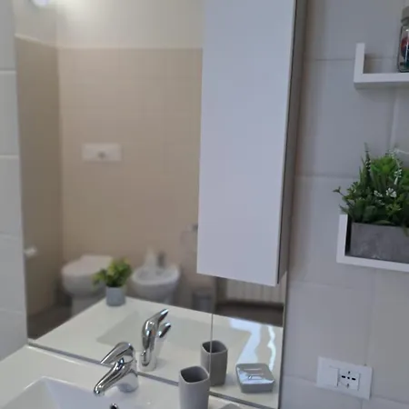 Apartment Stone House Solto Collina